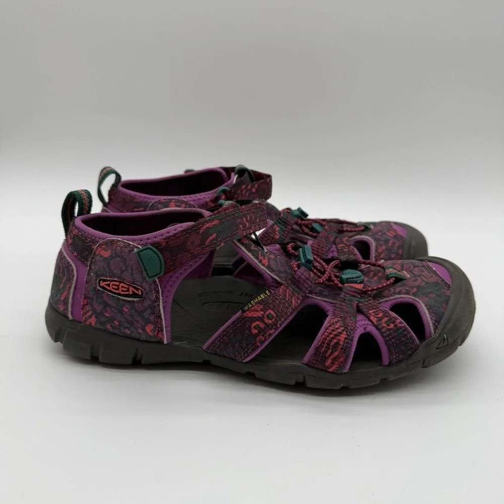 KEEN Girls Seacamp II CNX Waterproof Hiking Sandals Purple & Red Size 5
